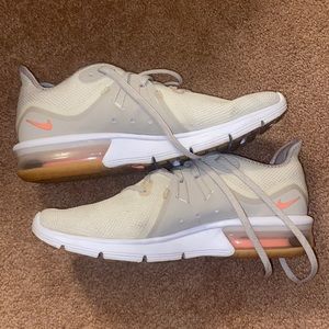 Peach and tan Nike air max sneakers!